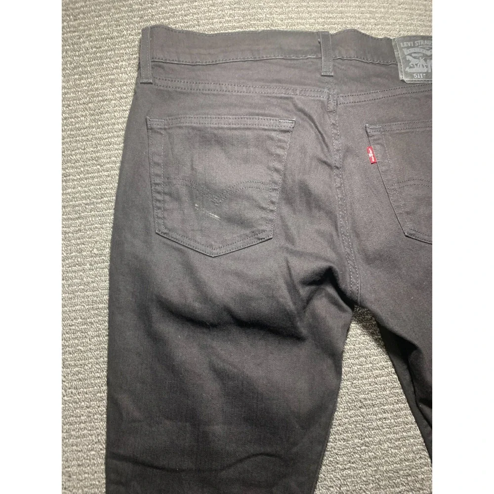 Levis this pair